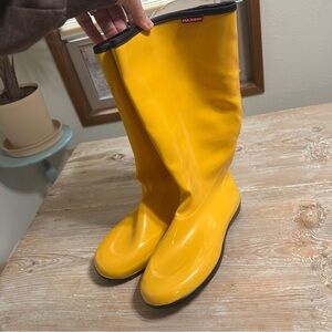 Baffin Packables Rainboots Yellow Wellies NWOT Sz 10